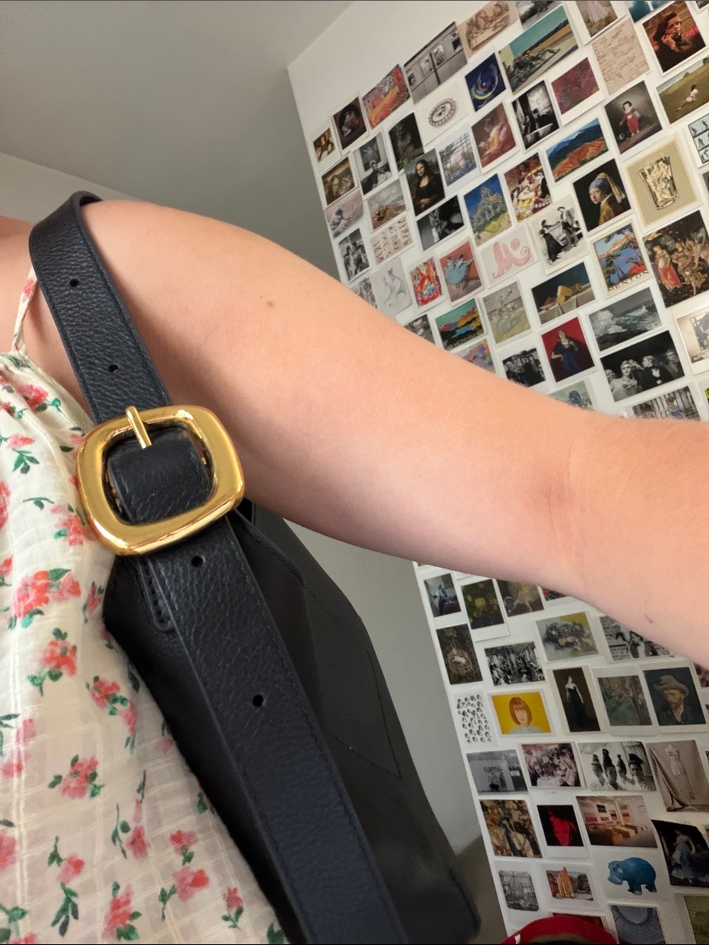Madewell Classic Black Leather Shoulder Bag with Gold Buckle - Picture 4 of 4